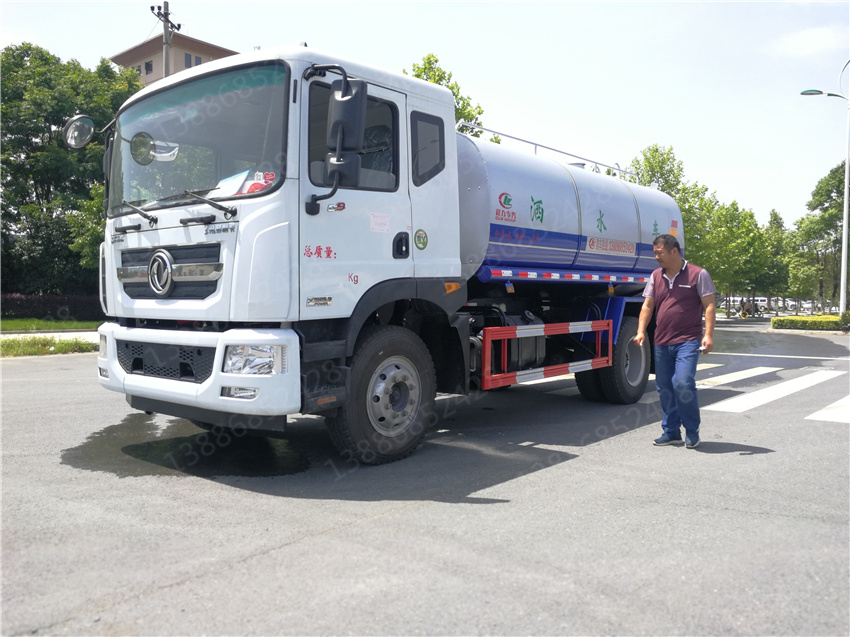 湖北盈通汽車廣西藍牌福田抑塵車價格